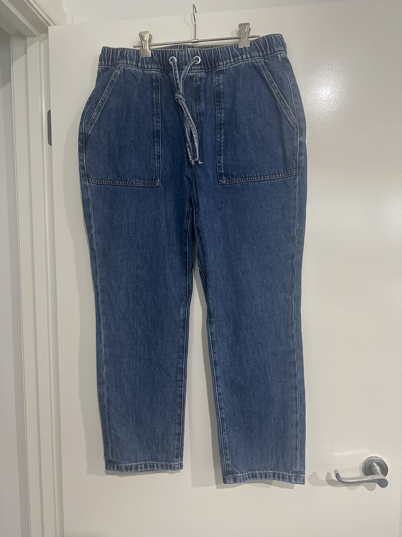 168331