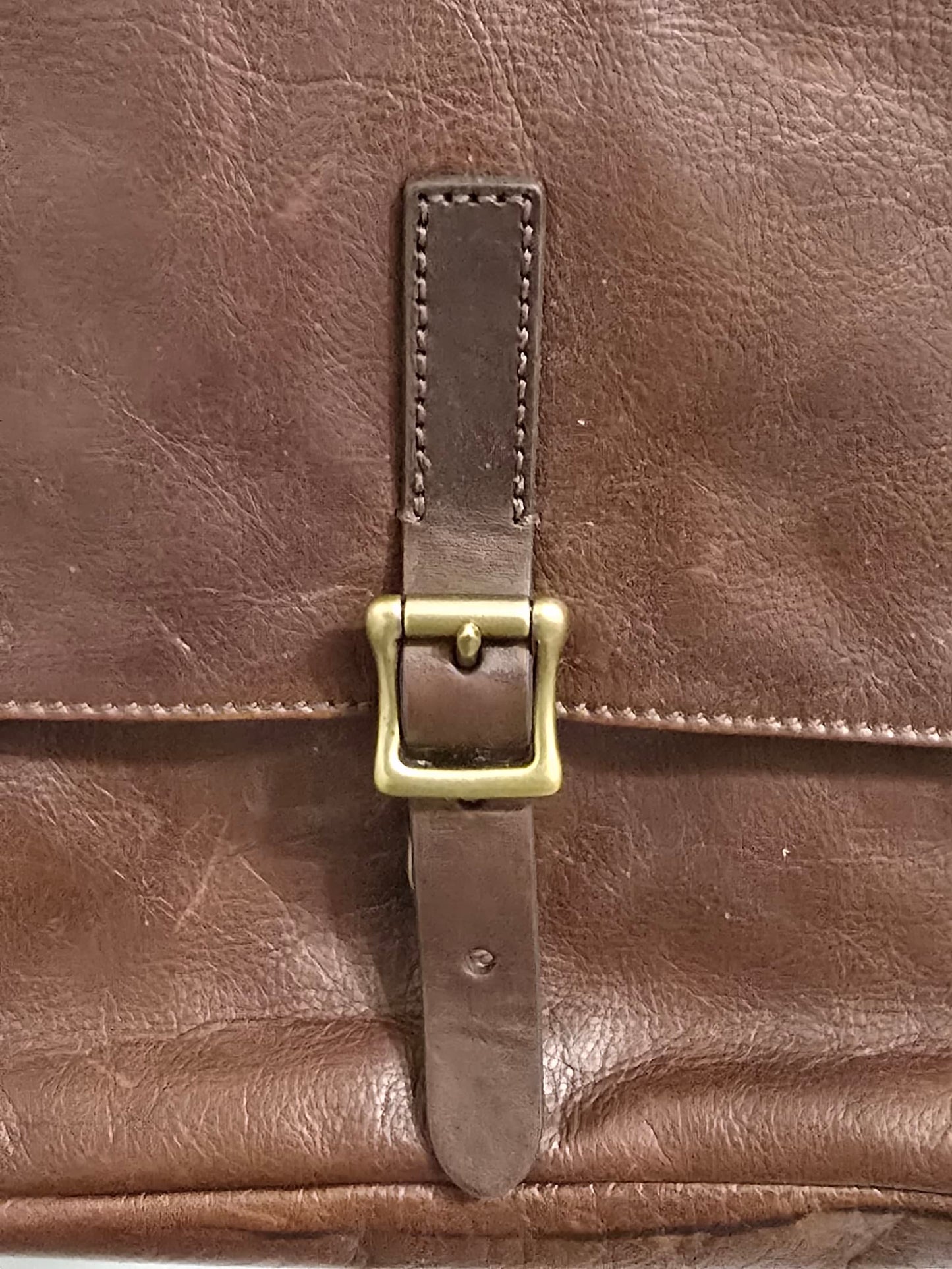 184605
