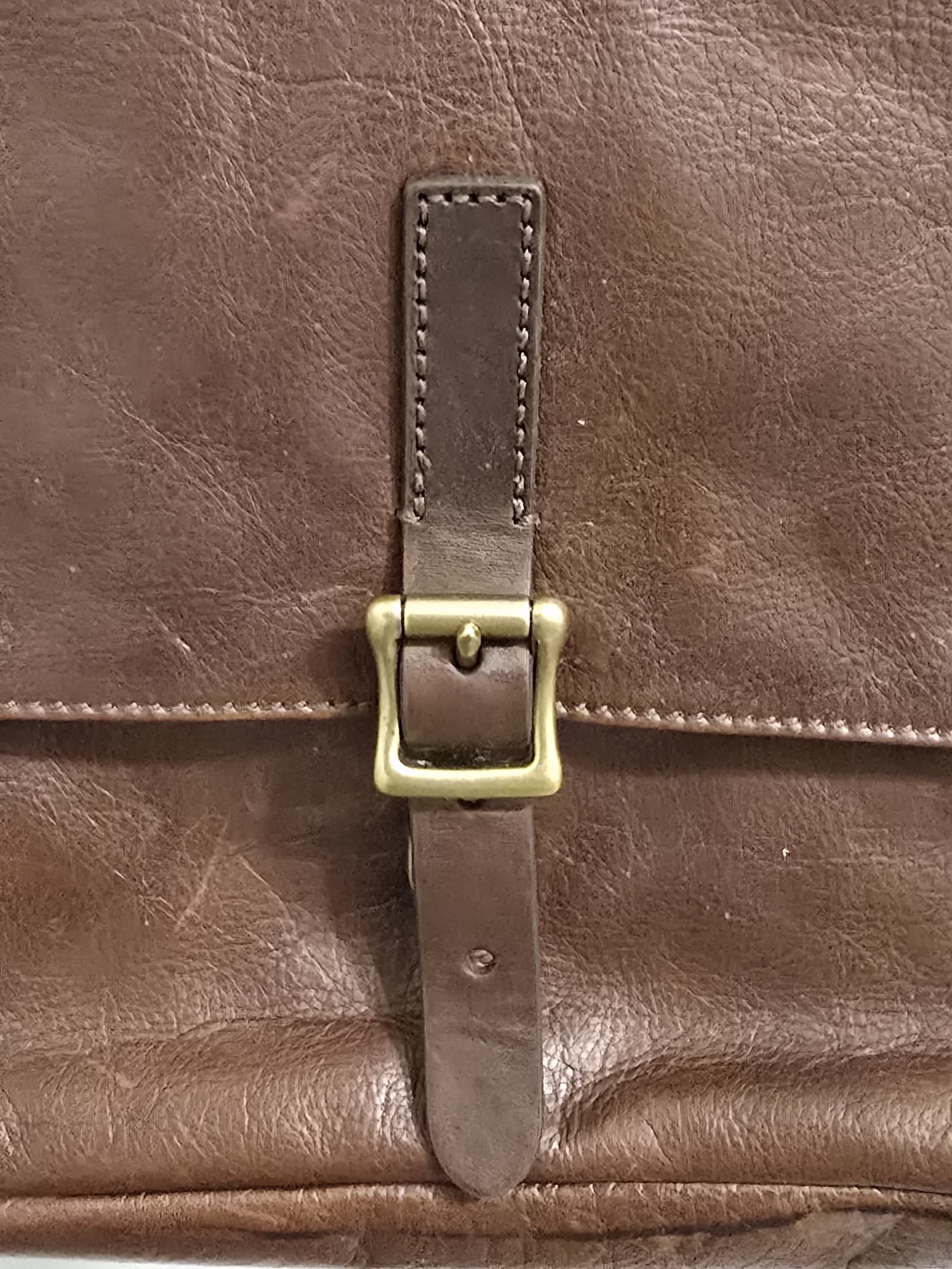 184605