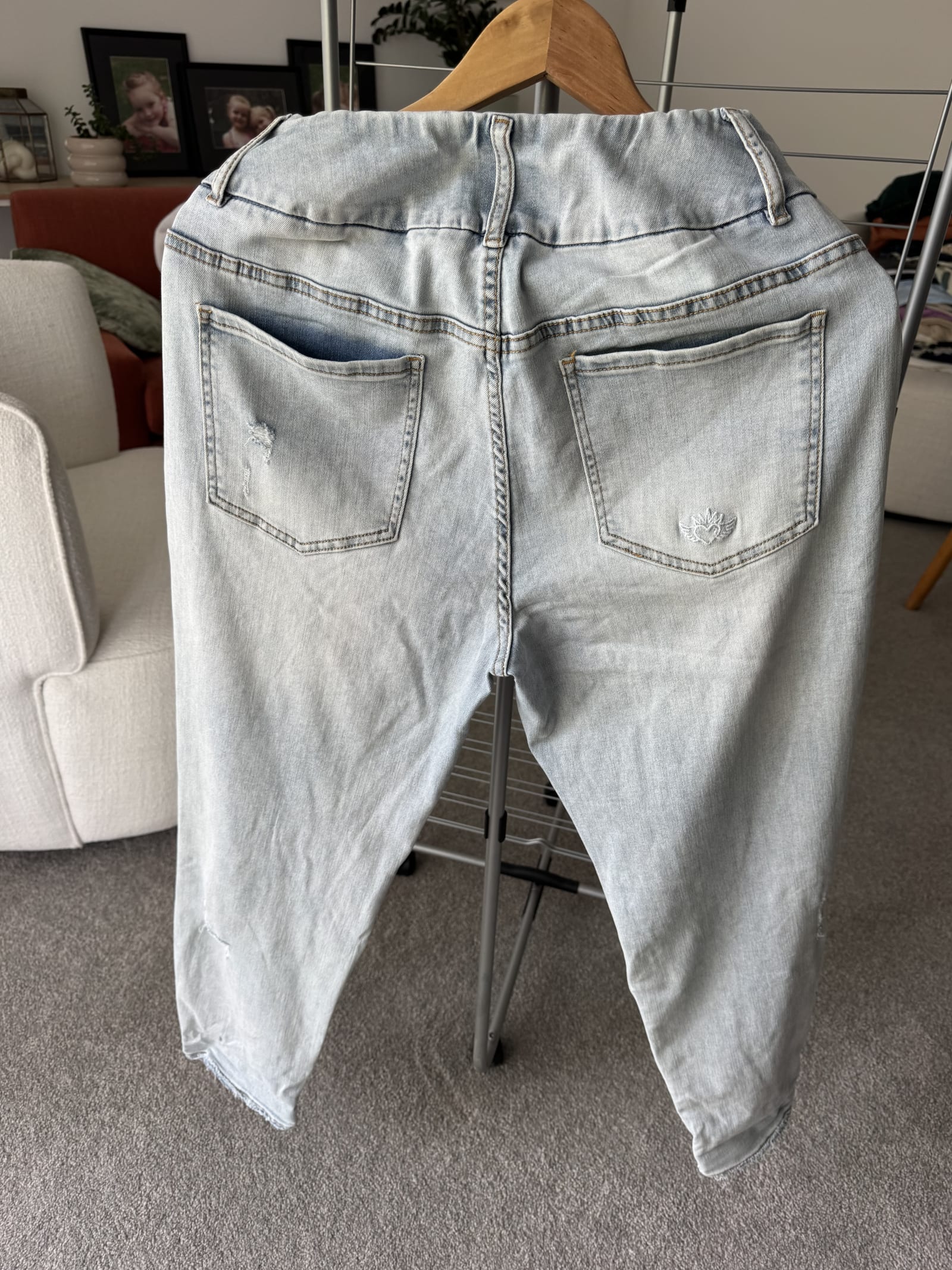 190359