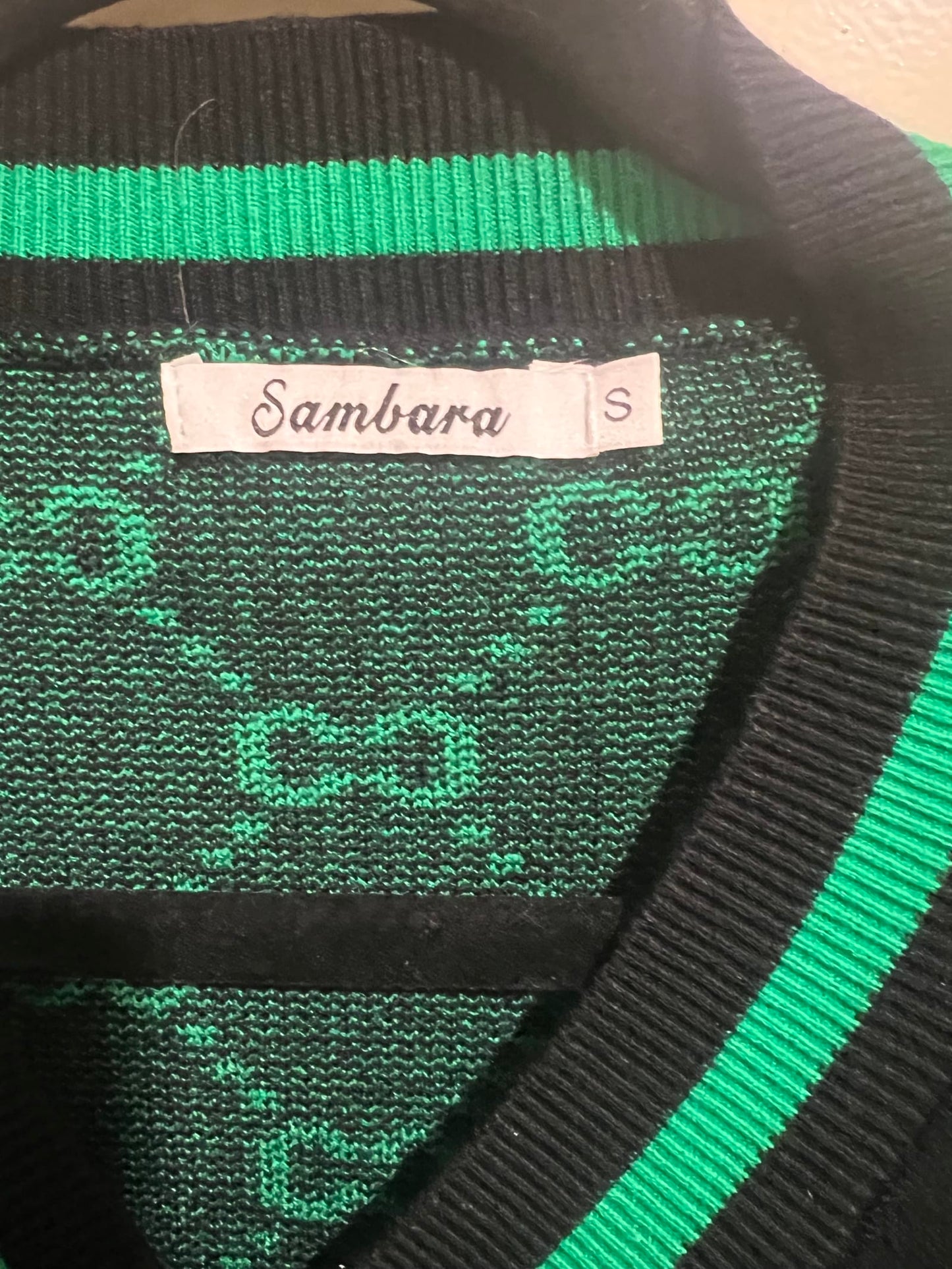 182810